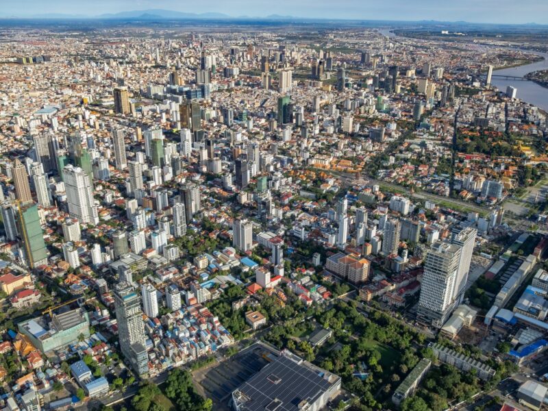 Cena m2 Phnom Penh: ile kosztuje wejście w 2026?